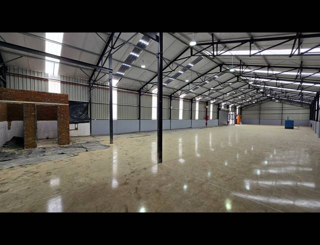 751M² WAREHOUSE TO LET IN EASTLEIGH